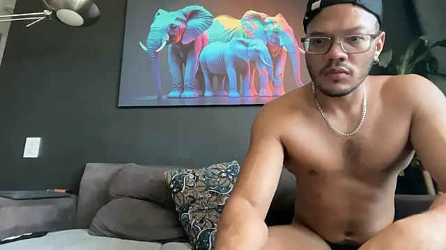 Chat XXX ao vivo de highlatin_guysoficial