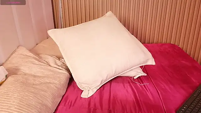 KimSensual_ 即時 XXX 聊天