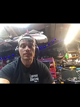 twistafatpipe Show in webcam