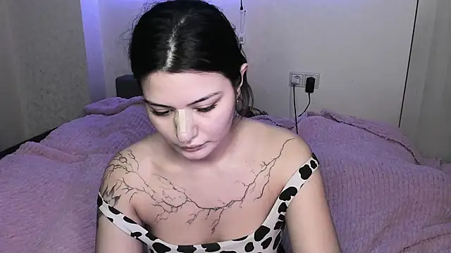 dark_d0ll Webcam Show