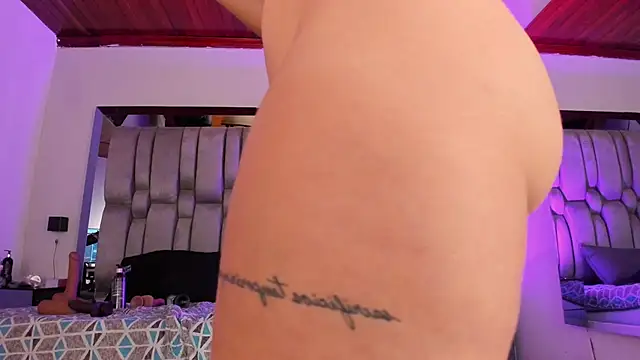 NikkySmiith Obrolan Langsung XXX