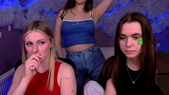 Онлайн чат XXX laurenmurrr
