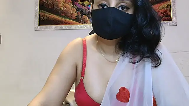 MilkyQueen69 Show in webcam