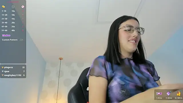 Chat +18 de VENUSGREYS1 ao vivo