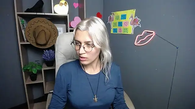 RubyDaviss élő XXX-chatje