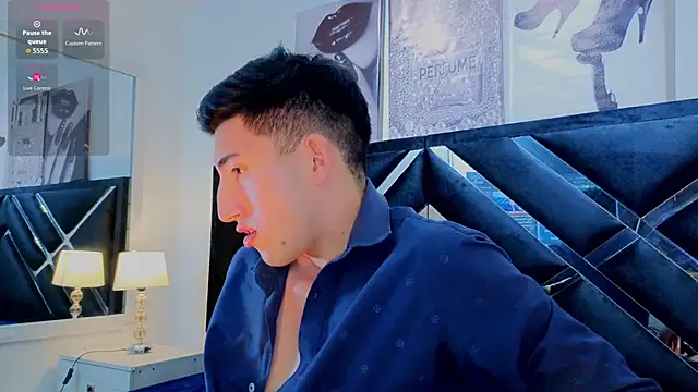 Pertunjukan Kamera Seks Secara Langsung Un_Sluttyy