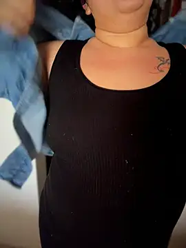 CurlyMilf_Vannexxxa Live XXX Chat