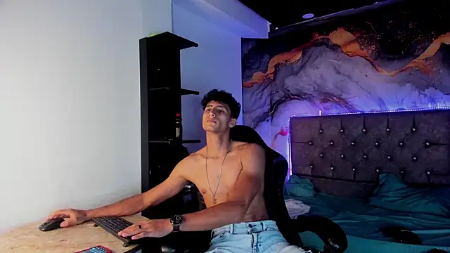 MaxiimoRomano_ Pertunjukan Webcam