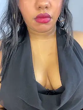 __Tamil_Hot_Chellakutty__'s Webcam Show