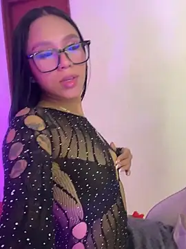 miiaboss_'s Live XXX Chat