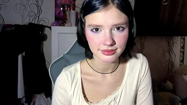 Chatroom XXX en direct de MinnieMoonie