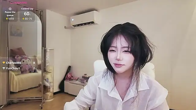 Jolie-22 Pertunjukan Webcam