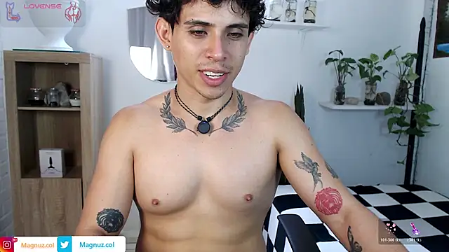 Magnuz_Col Show in webcam