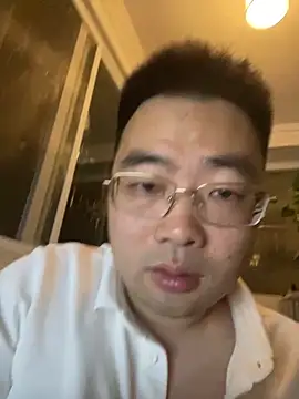 Leo-8899 在線直播表演