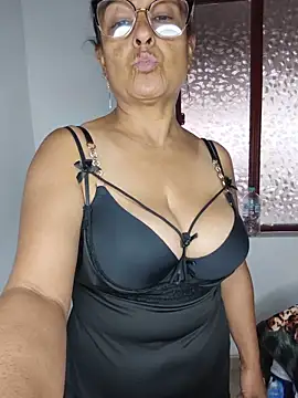 Aurora_levi Live XXX Chat
