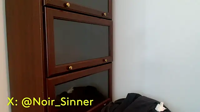 sinnernoir's Live XXX Chat
