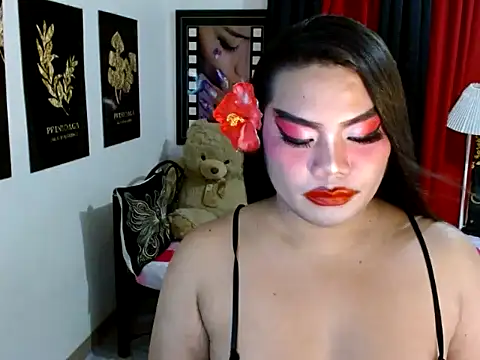 TSbrianaHugeCock webcam show