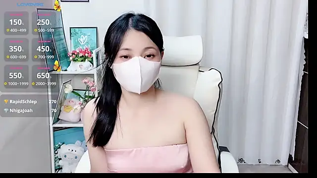 Clover_Nhi Obrolan Langsung XXX