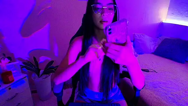Daphne_Rosse Live XXX-Chat