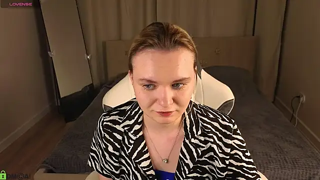 Adriana_Sweett – Live XXX-chat