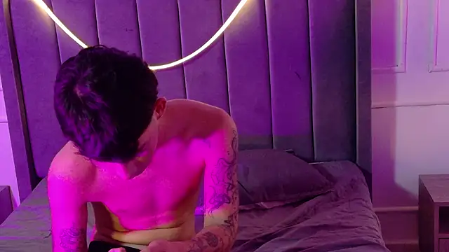 Chatroom XXX en direct de Zeyn_smith