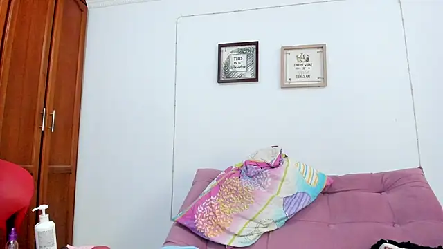 selena_jhonson 现场XXX聊天