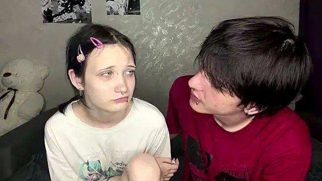 altycouple live XXX chat