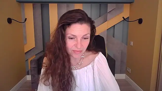 Chatroom XXX en direct de EllaLong