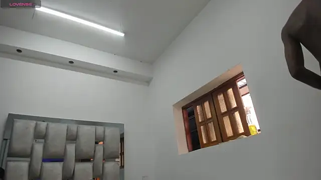 khris__evans 即時 XXX 聊天