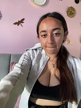 Im_Luuu Chat XXX live