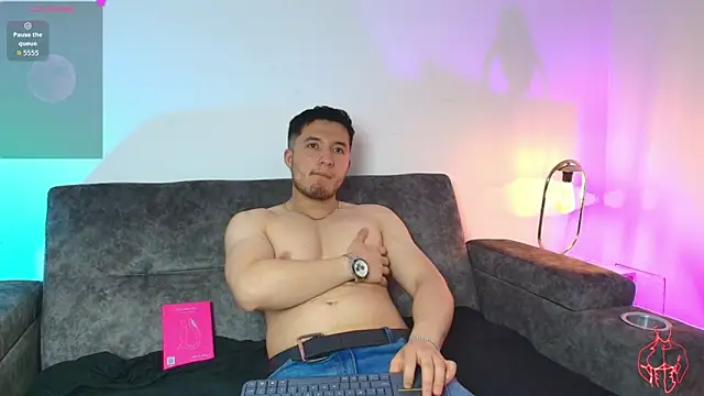 Alexander_Connor live XXX chat