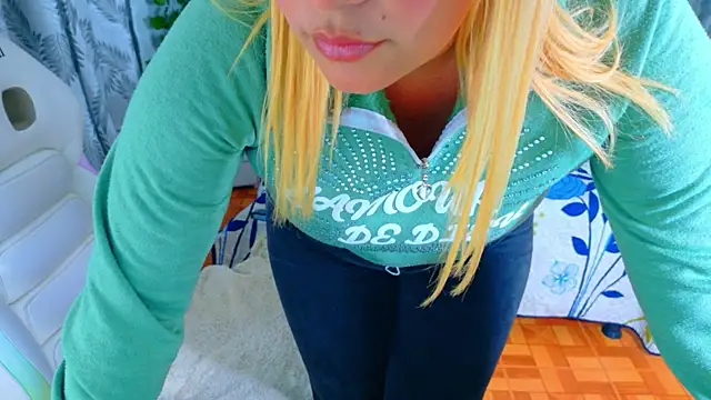 brithany_smiith_ 라이브 XXX 채팅