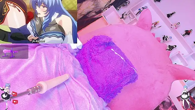 mai-- live XXX chat