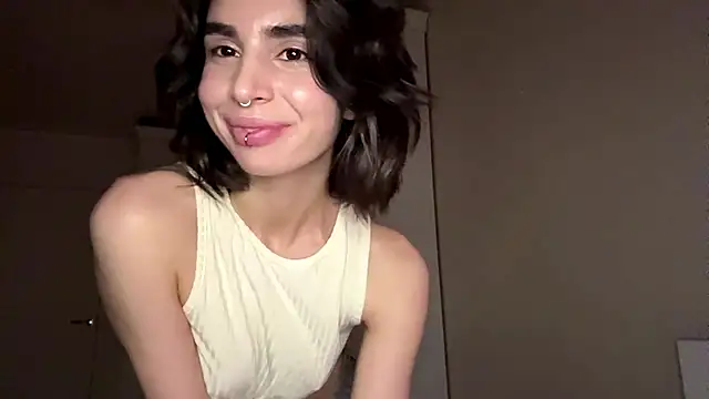 Show modela JessiaRuezga na web-kameri