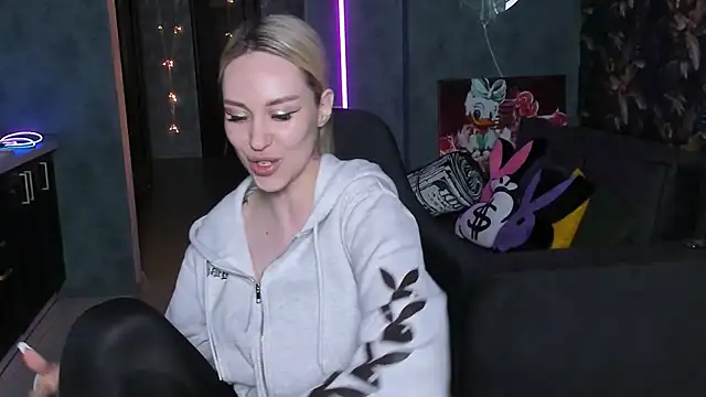 Blckmirrorrn Live XXX chat