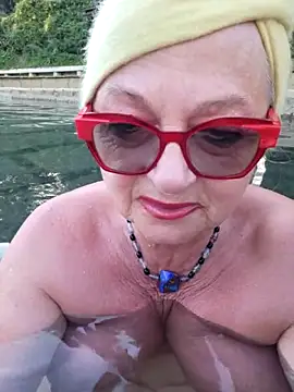 Chat XXX ao vivo de Hot-Muci