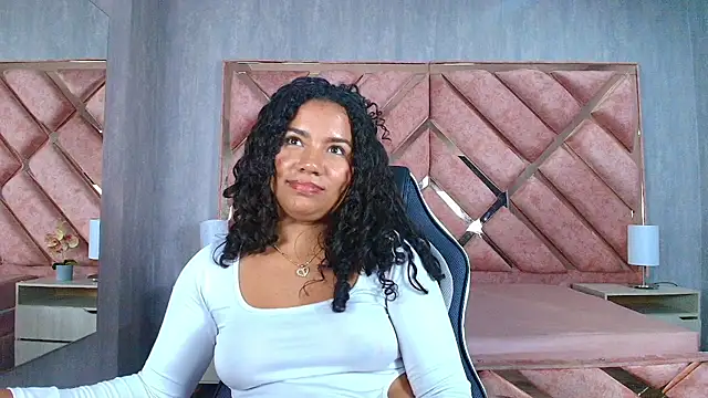 TamaraaHoney Live XXX-chat