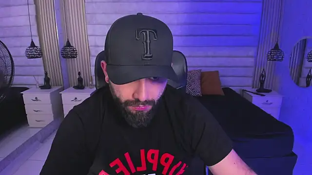 دردشة jhon_bear03 الجنسية المباشرة