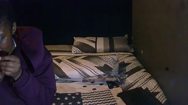 FREAKBARBIE02's Live XXX Chat