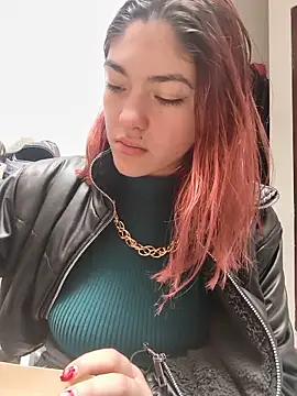 Victoria_Beaumont Show in webcam