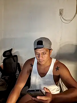 Felix_Asher Pertunjukan Webcam