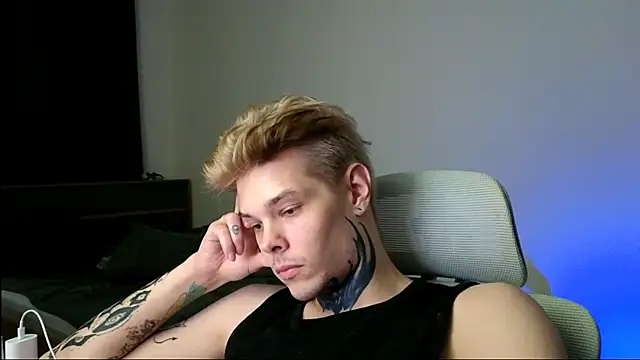 DENIS_HERE Live XXX-Chat