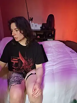 Chatroom XXX en direct de Moxxxie