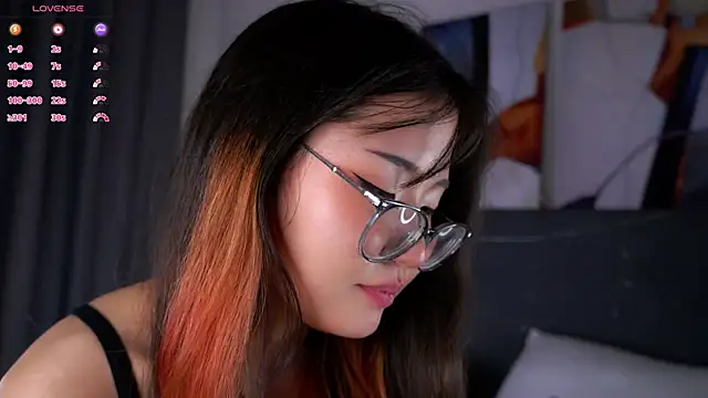 XXX chat uživo modela NelleMihalko