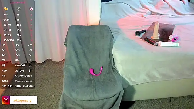 Oktopussy Live XXX-Chat