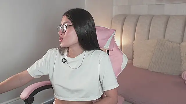 Alanna-Rosse Chat XXX live