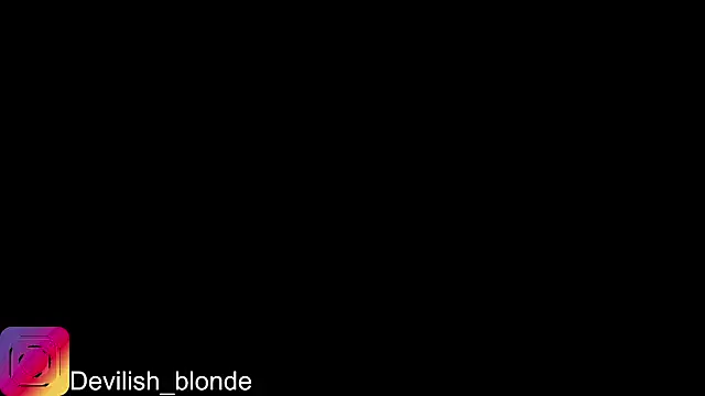 Sembang XXX Secara Langsung HitchcocianBlonde