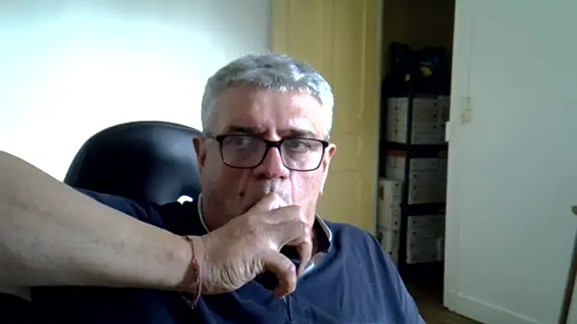 Laurent_oldmen's Webcam Show