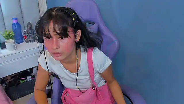 luly_dreams' Live XXX Chat