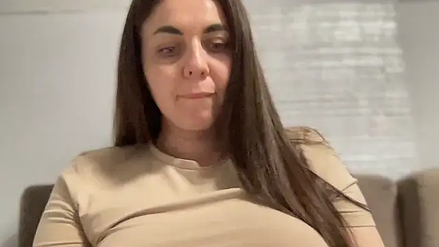 Darsy_Rox's Live XXX Chat